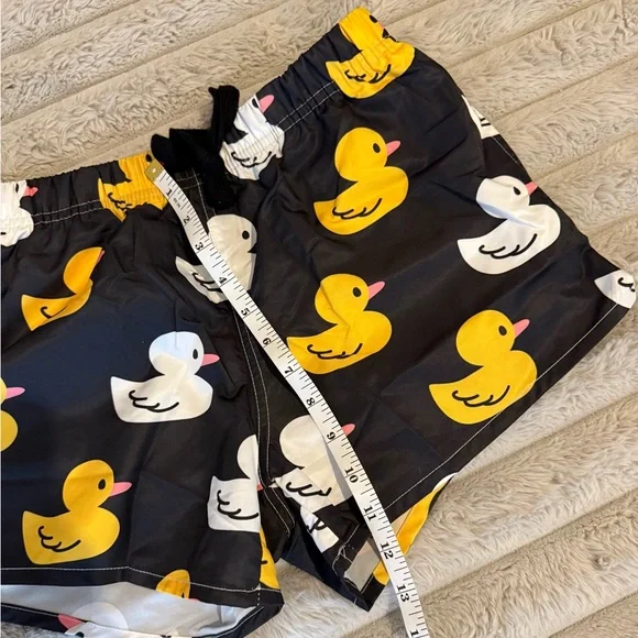 Duck Print Athletic Shorts-Size small - Picture 4 of 6
